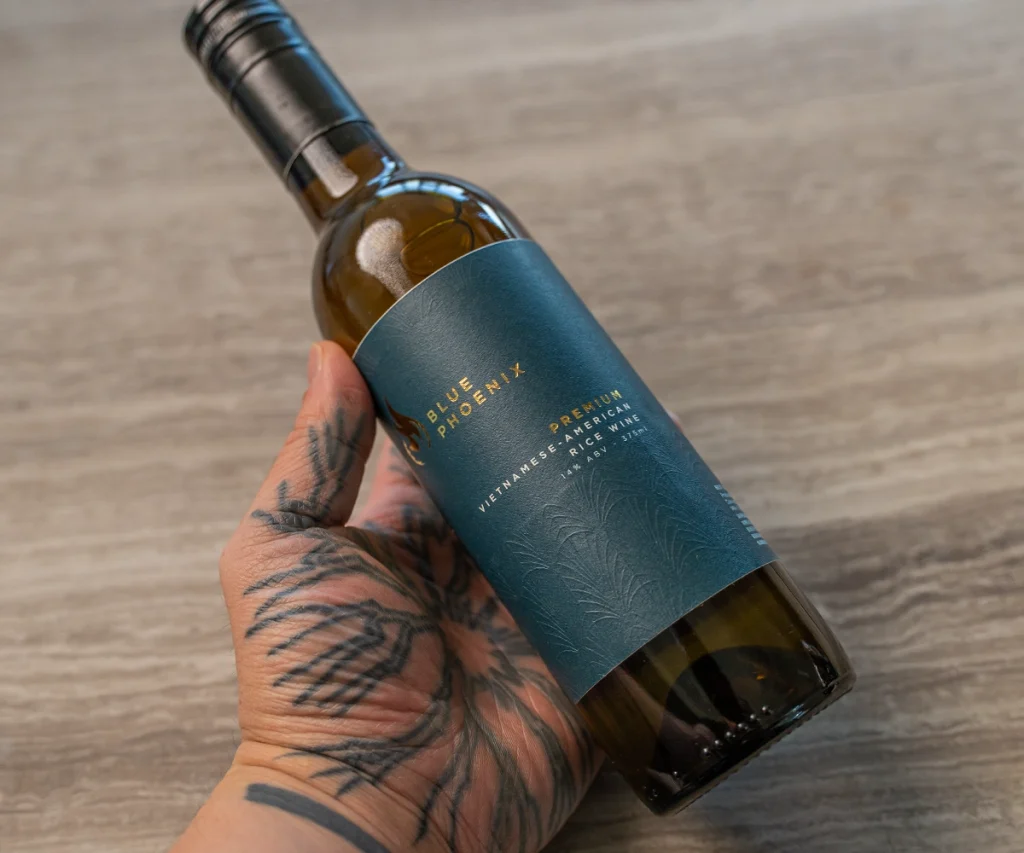 Phoenix Rice Blue Ga Hap Ruou / Wine Steamed Chicken - feedthepudge